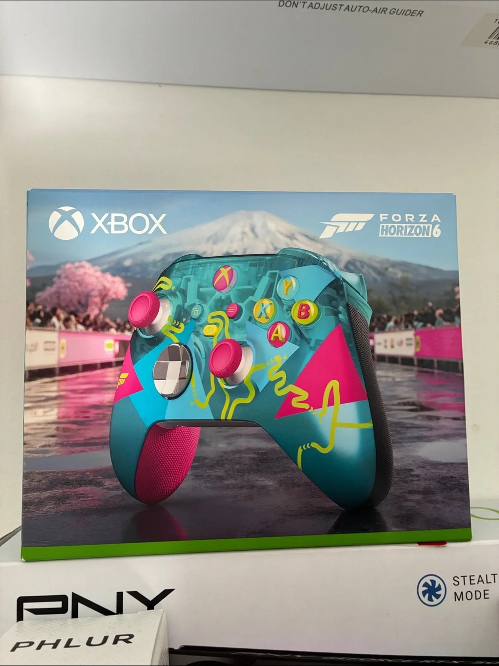 Forza Horizon 6 Special Edition Wireless Controller - Teal & Pink